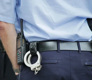 En remplacement du Taser, la police américaine teste un lasso